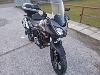 Suzuki V-Strom DL650 - 3