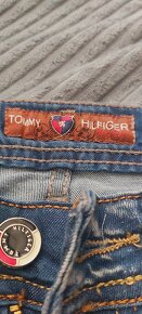 Tommy Hilfiger - 3
