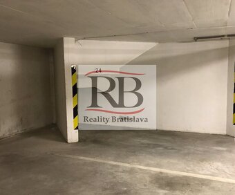 Garážové státie 12 m2 na Kríkovej ulici, Vila Lujza na preda - 3