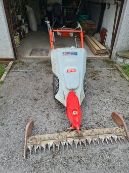 Predam kosacku Jicin MF 70 - 3