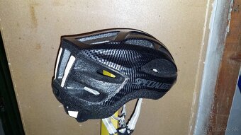 Prilba Specialized - 3