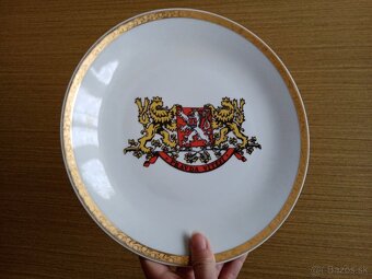 Pravda vítězí - československé porcelánové taniere - 3