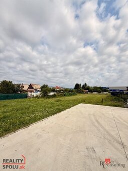 Stavebný pozemok na predaj – tichá lokalita Hronsek, len pár - 3
