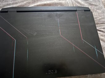 Predám notebook ACER Nitro 5+herná myš+privacy filter - 3