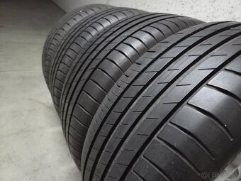 17" ŠKODA + letné 90% - 3