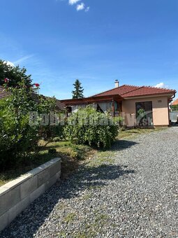 Krásny rodinný dom v obci Jur nad Hronom - 3