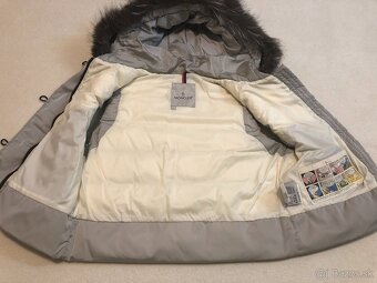 Moncler originál páperová vesta, veľ. 38 - 3