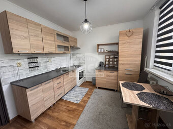 Na prenájom 1- izbový byt, sídlisko Stráňany v Michalovciach - 3