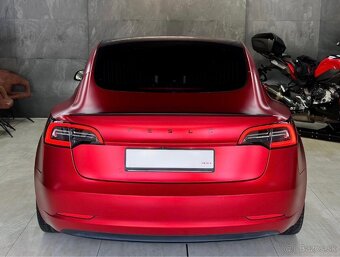 Tesla 3 Performance 2019 - 3