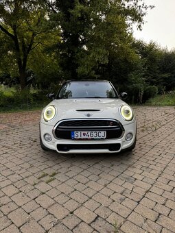 Mini Cooper S (2018) – 192 koní - 3