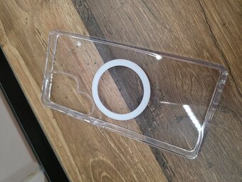 Predám kryt PANZERGLASS na Samsung Galaxy S25 ULTRA - 3