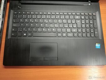 predám notebook LENOVO G50-30 , WINDOWS 7 , 2x baterka - 3