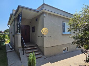 Na PREDAJ RD Zobor s krásnym pozemkom 941m2 - 3