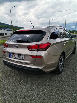 Predám Hyundai i30 combi - 3