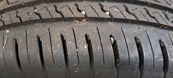 Predám 4ks skoro nové letné 185/65r15-88T Barum - 3