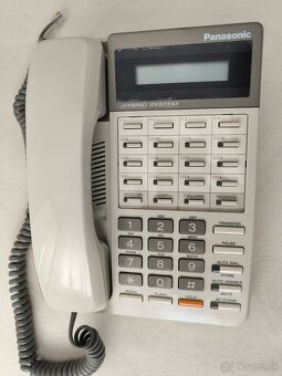 Kancelársky telefón Panasonic - 3