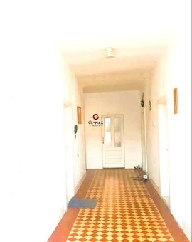 PRIESTRANNÝ RODINNÝ DOM S VEĽKÝM POZEMKOM – BEŽOVCE, OKRES S - 3