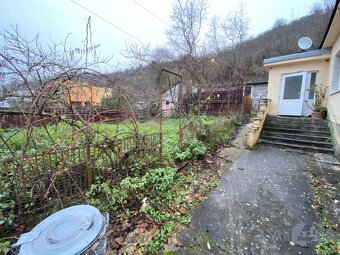 Rodinný dom v Ratnovciach na rekonštrukciu, 413 m² pozemok - 3
