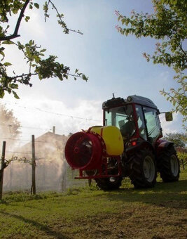 Nesený rosič AGP 200 litrů za traktor, malotraktor - 3