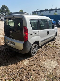 Predám Fiat Doblo 1,6 JTD-poškodený motor - 3