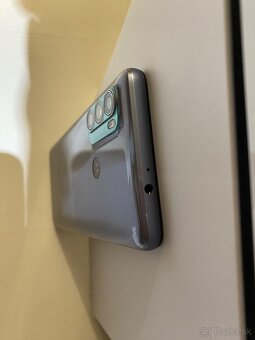 📱 Predám: Motorola Moto G60 (6GB/128GB) - 3