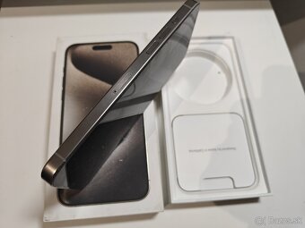 Apple iPhone 15 Pro Max 256GB - 3