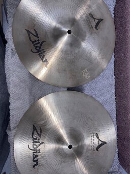 Zildjian A New Beat hi hat - 3