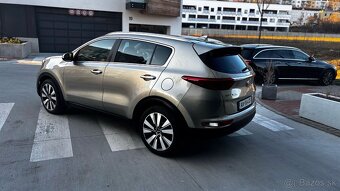 KIA SPORTAGE 2.0 crdi 4x4 A/T - 3