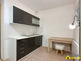 NA PREDAJ ZREKONŠTRUOVANÁ GARSÓNKA NA UL. MLÁDEŽE, KOMÁRNO - 3