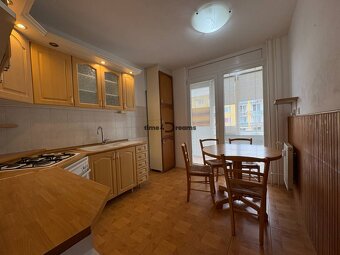 Na predaj: 3 izb.byt + loggia + klíma + pivnica - 3