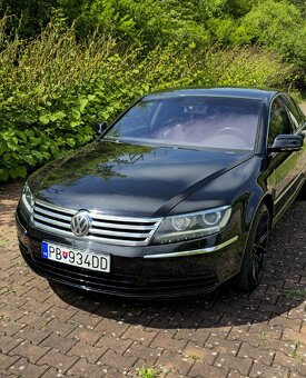 Volkswagen Phaeton facelift 3.0 TDi V6 Tiptronic 4Motion
 - 3