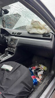 Passat 2.0tdi B7 Rozpredám na ND. - 3