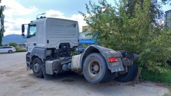 Mercedes Axor - 3