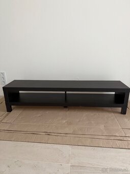 Skrinka pod TV - 3