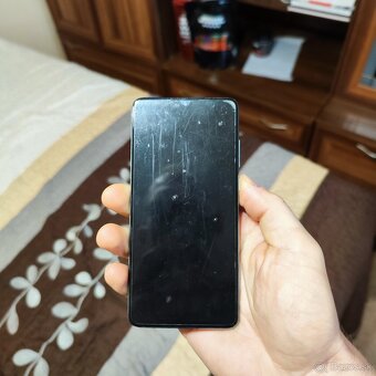 Huawei P30 (ELE-L29) - 3