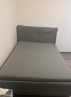 Menšia manželská posteľ - 3