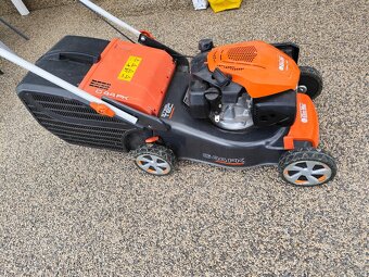 Benzínová kosačka Oleo Mac G44PK - 3