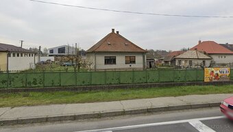 Predám stavebné pozemky v strede obce Jahodná - 3
