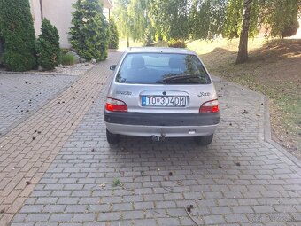 Citroen saxo - 3