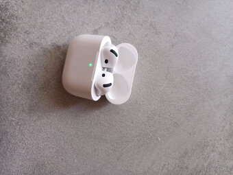 Apple Airpods 4 - 3