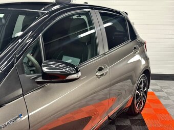 Toyota Yaris hybrid - 3