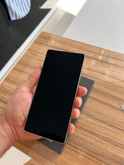 Samsung - 3