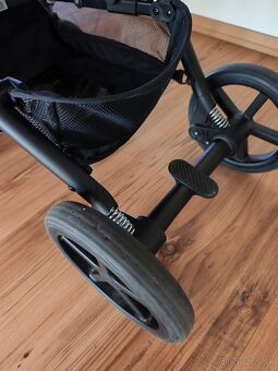 Cybex EezyS+ - 3