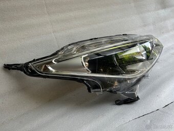 Pravé predné svetlo Peugeot 208 (2012–2019) - 3