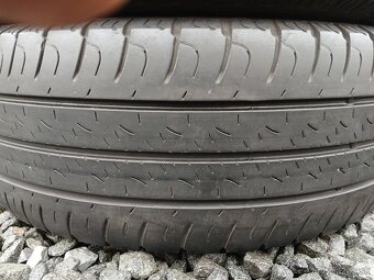 Predám jazdené letné pneumatiky GOODYEAR 215/60 r17 C. - 3