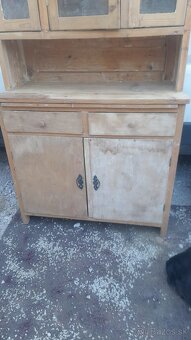 Starý kredenec 180eur - 3