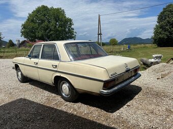 Mercedes W115 220d - 3