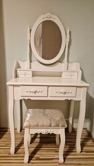 Toaletný stolík - 3