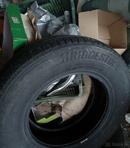Predám nové pneu Bridgestone 215/65 R16 - 3