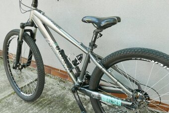 Predám duralový bicykel Vedora Pump 15" - 3